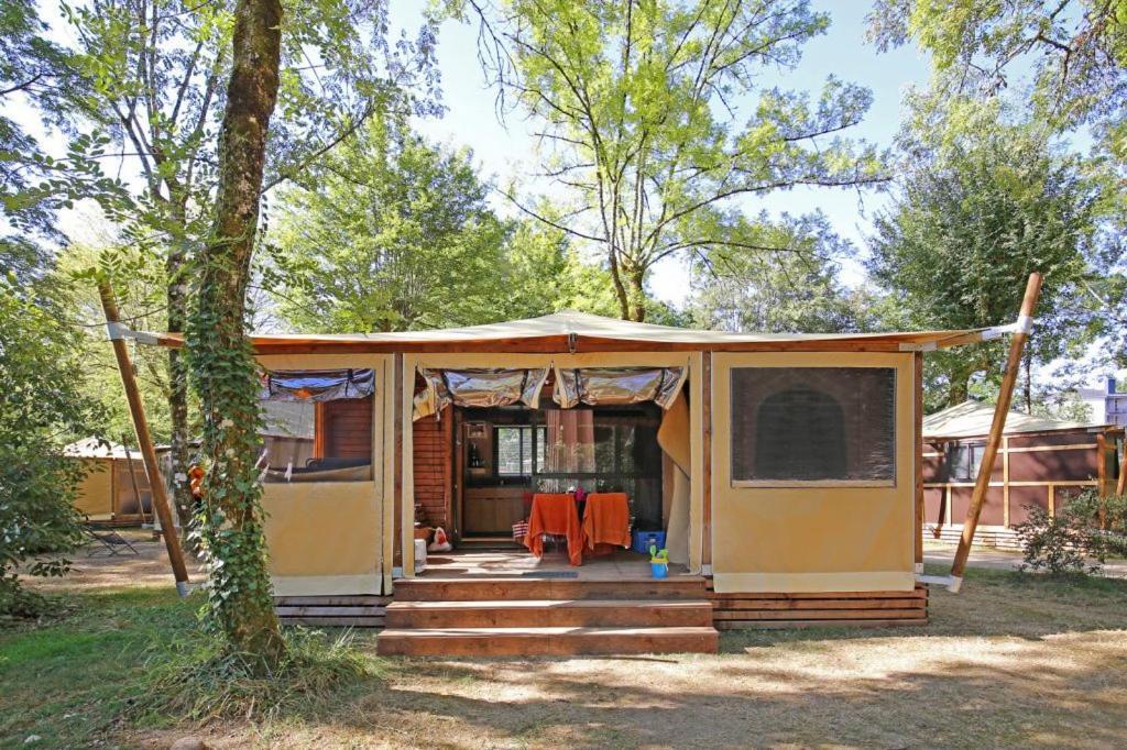 Camping Onlycamp Les Vailhes Lodève Extérieur photo
