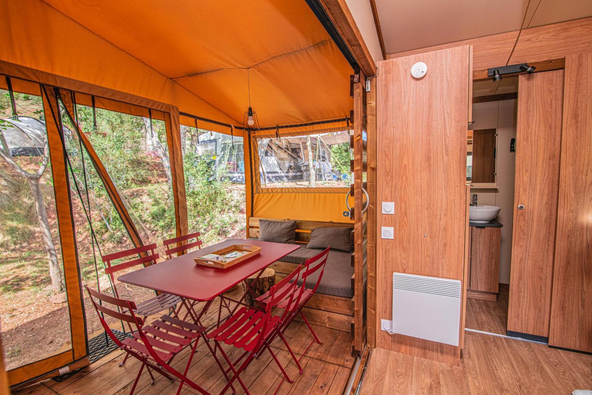 Camping Onlycamp Les Vailhes Lodève Chambre photo