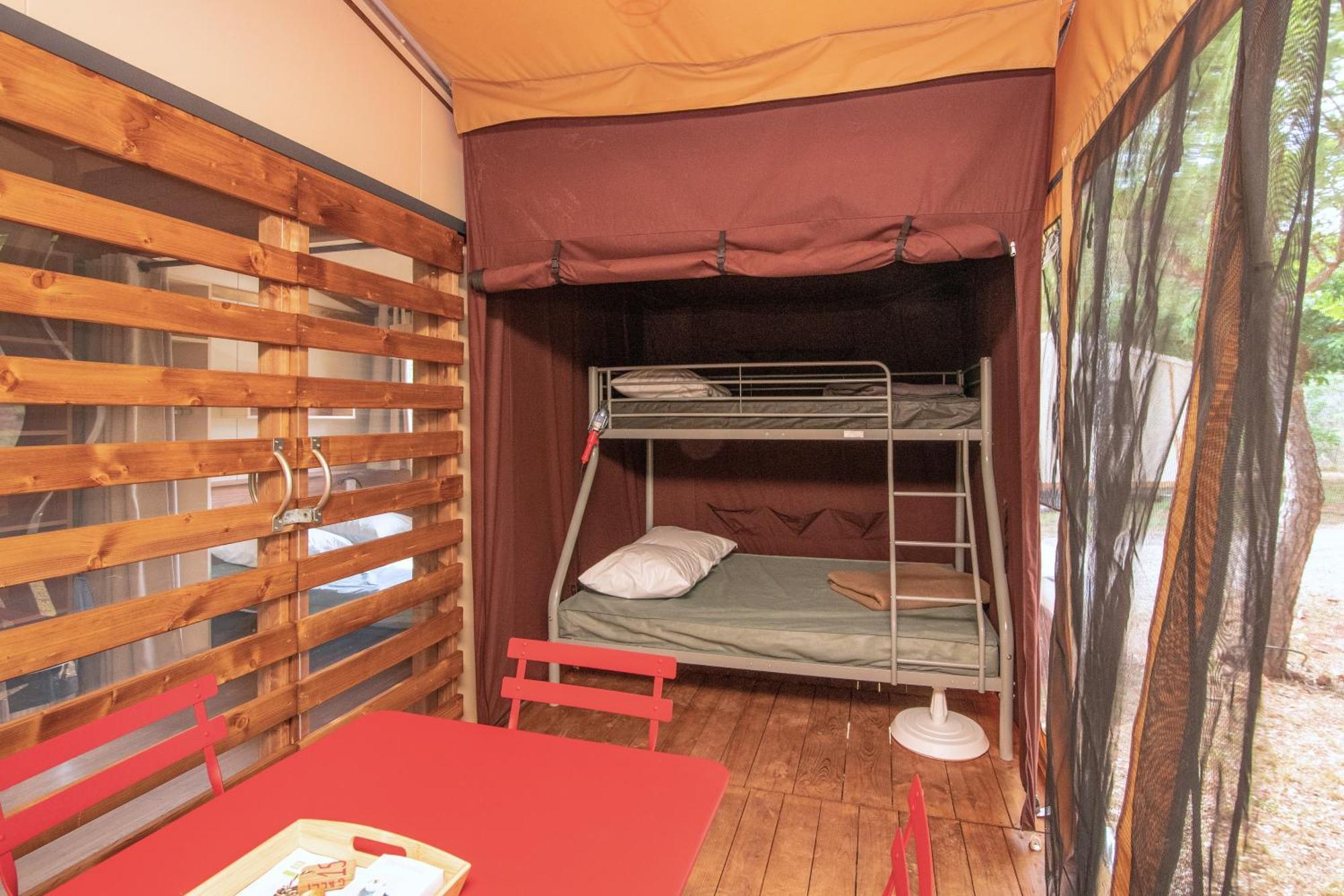 Camping Onlycamp Les Vailhes Lodève Chambre photo